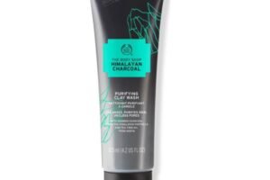 The Body Shop Himalayan Charcoal Purifying Clay Wash - 125ml