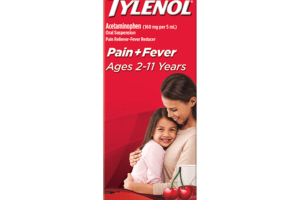 Children's Tylenol Very Berry Strawberry Flavor 120 ml