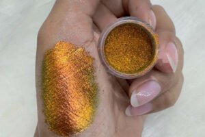 Everly Beauties Multichrome Loose Pigment Series #312 Scarlet
