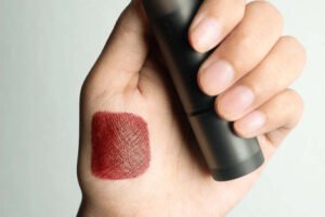 Guerniss Luxely Matte Lipstick - 805