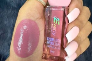 Everly Beauties Glow Lock Intense Shine Lip Gloss - Dusty Lilac