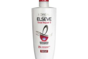 L'Oreal Elseve Total Repair 5 Anti-Dandruff Shampoo 620ml