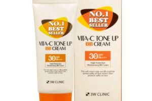 3W Clinic Vita-C Tone Up BB Cream SPF 30+ PA+++ 50ml