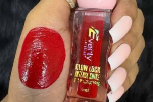 Everly Beauties Glow Lock Intense Shine Lip Gloss - Punchy Red