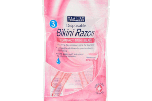 Beauty Formulas Disposable Bikini Razors 3Pcs