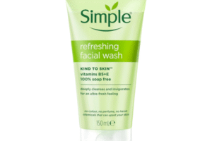 Simple Refreshing Facial Wash Kind To Skin 150ml