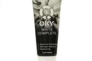 OXY White Complete Cream Cleanser For Men 100g