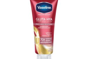 Vaseline Gulta-Hya Proage Restore Body Lotion 300ml