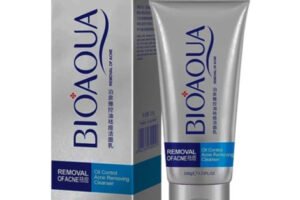 Bioaqua Oil Control Acne Removing Cleanser 100g