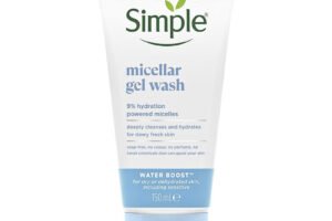 Simple Water Boost 9% Hydration Powered Micellar Gel Wash 150ml